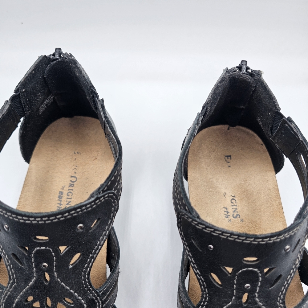 Women’s Black Cutout Leather Sandals - Picture 7 of 14